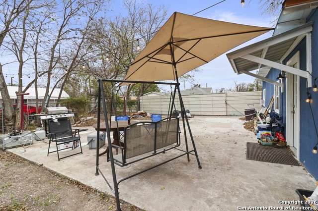 Image 26 of 38 For 2106 Saunders