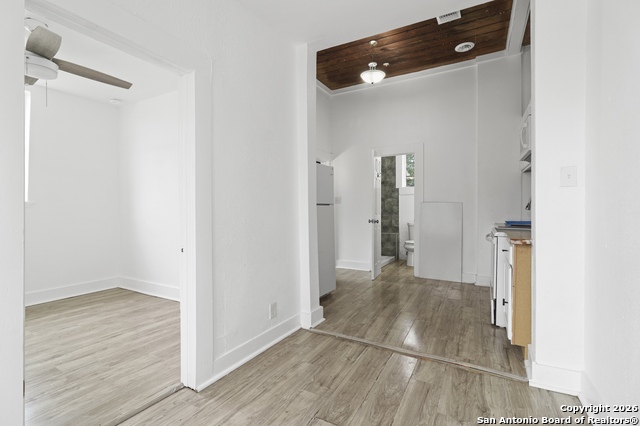 Image 36 of 38 For 2106 Saunders