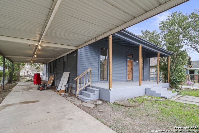 Image 7 of 38 For 2106 Saunders