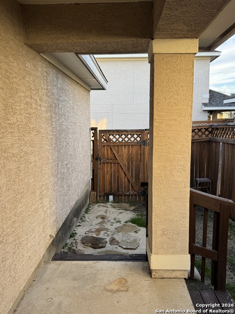 Image 12 of 24 For 10913 Toscana