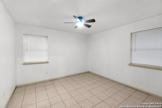 Image 19 of 25 For 206 Dominion