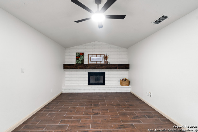 Image 22 of 25 For 206 Dominion