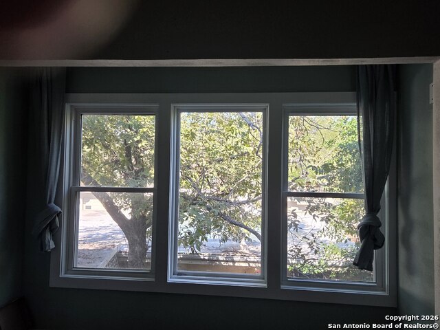 Image 9 of 15 For 637 Strings  