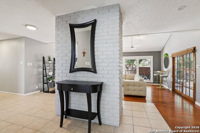 Image 22 of 50 For 2430 Bluffridge