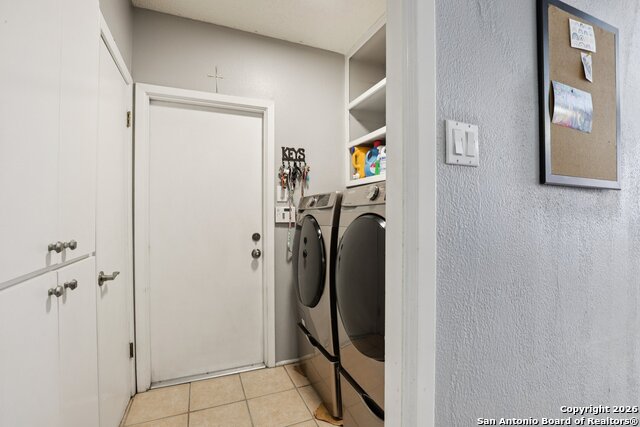 Image 23 of 50 For 2430 Bluffridge