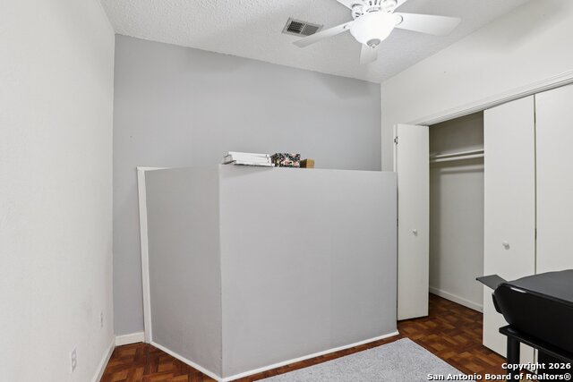 Image 24 of 50 For 2430 Bluffridge