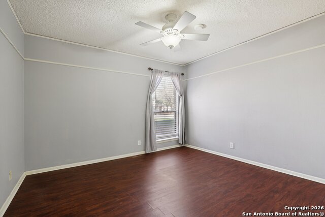 Image 35 of 50 For 2430 Bluffridge