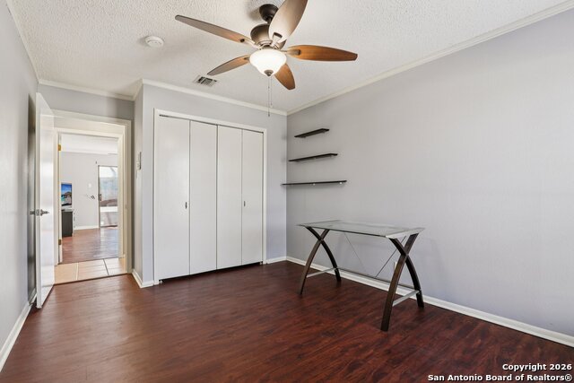 Image 38 of 50 For 2430 Bluffridge