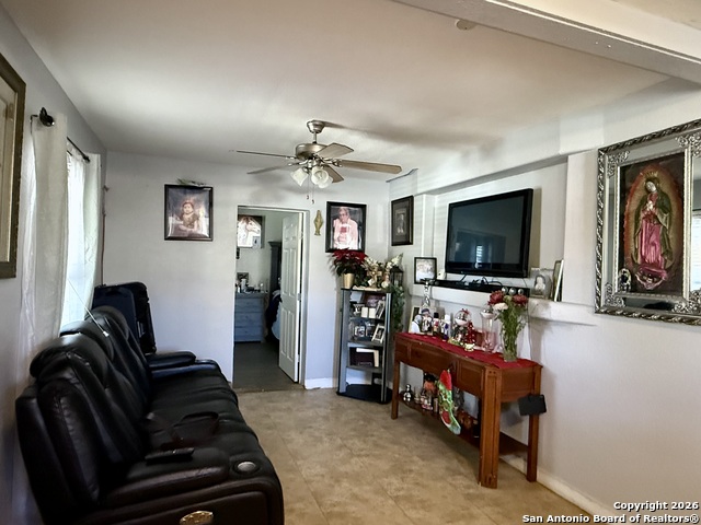 Image 2 of 21 For 143 Los Arboles