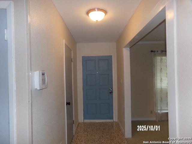 Image 3 of 37 For 615 Amistad Blvd