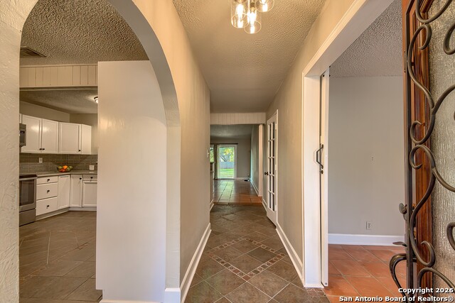 Image 22 of 23 For 1734 Mountjoy