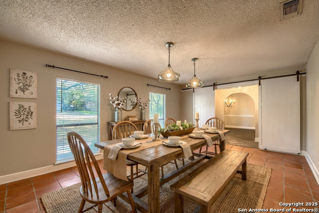 Image 3 of 23 For 1734 Mountjoy