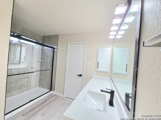 Image 11 of 25 For 6638 Suncliff