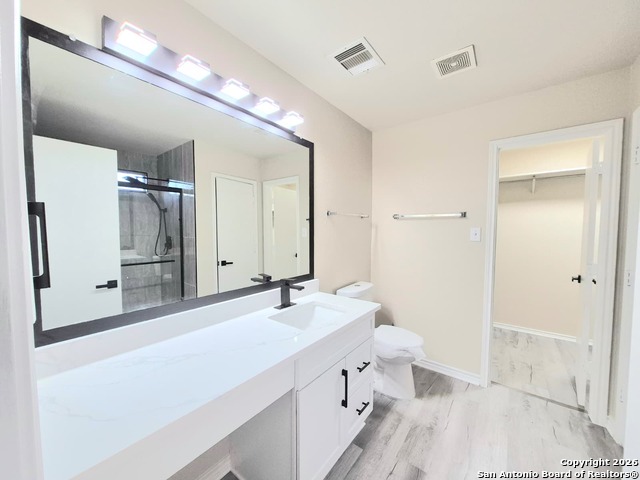 Image 12 of 25 For 6638 Suncliff