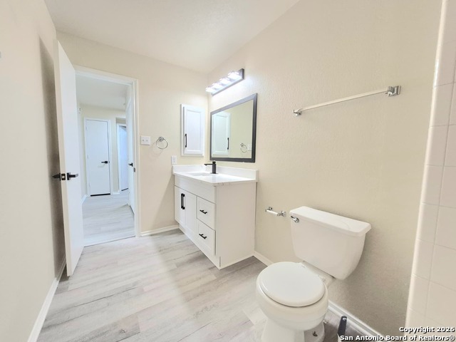 Image 15 of 25 For 6638 Suncliff