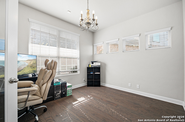 Image 23 of 40 For 13523 Lost Elk