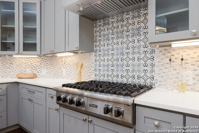 Image 15 of 25 For 17 Burnham Gln