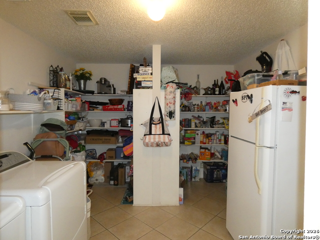 Image 27 of 36 For 729 Willow Crossing