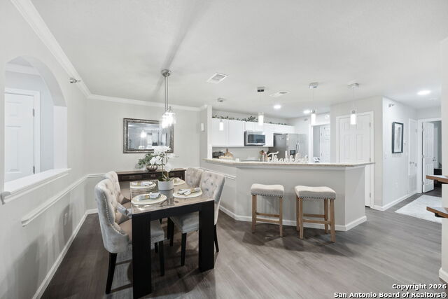 Image 19 of 27 For 7323 Snowden  2201