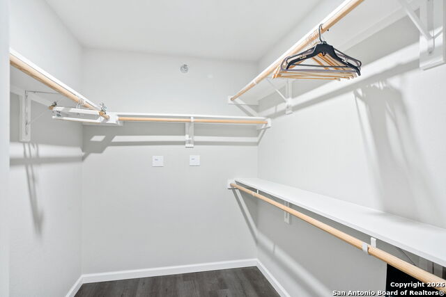 Image 24 of 27 For 7323 Snowden  2201