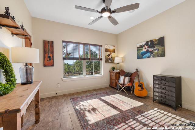 Image 21 of 50 For 115 Spanish Pass