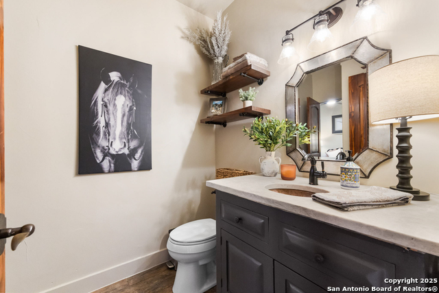 Image 23 of 50 For 115 Spanish Pass