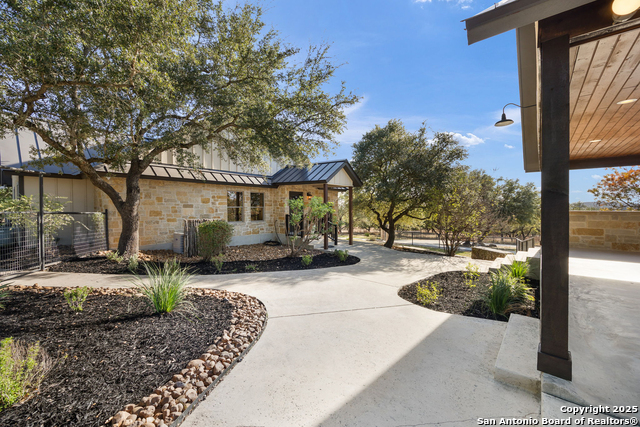 Image 42 of 50 For 115 Spanish Pass