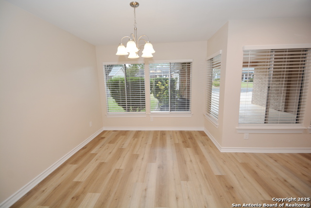 Image 8 of 20 For 5719 Kissing Oak