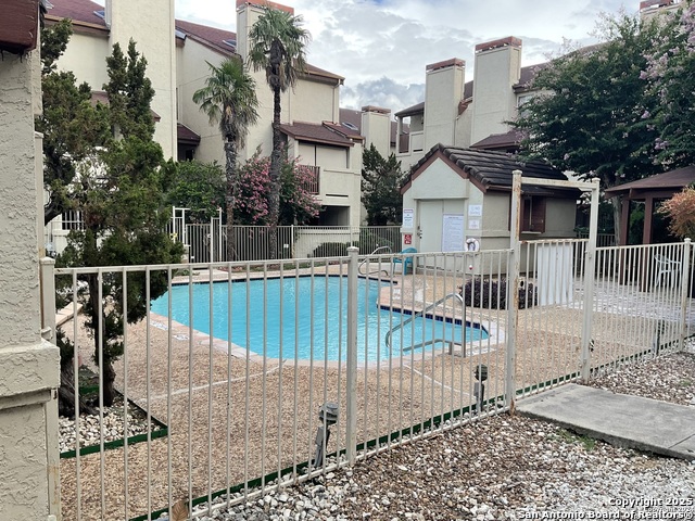 Details for 5322 Medical  E205, San Antonio, TX 78240