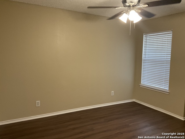 Image 11 of 24 For 5322 Medical  E205