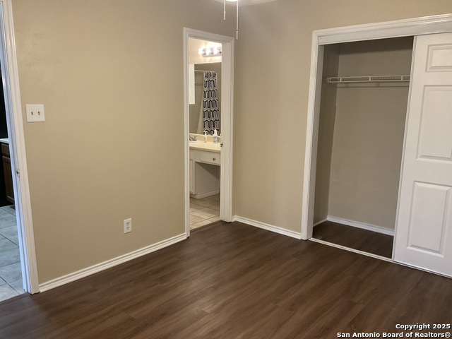 Image 9 of 24 For 5322 Medical  E205