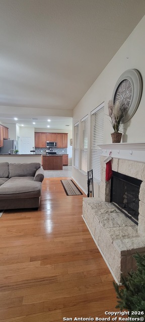 Image 12 of 33 For 6113 Merion  