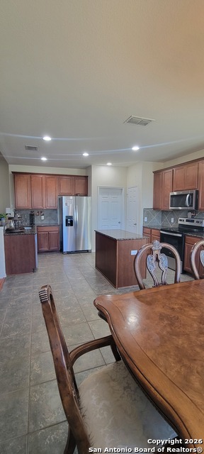 Image 15 of 33 For 6113 Merion  