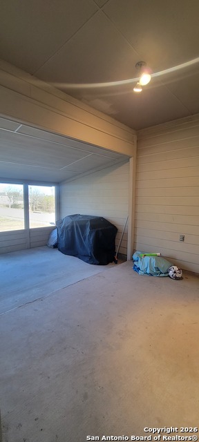 Image 28 of 33 For 6113 Merion  