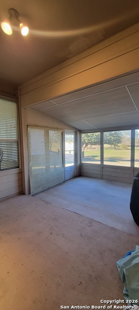 Image 29 of 33 For 6113 Merion  