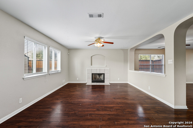 Image 5 of 23 For 4813 Lost Tree