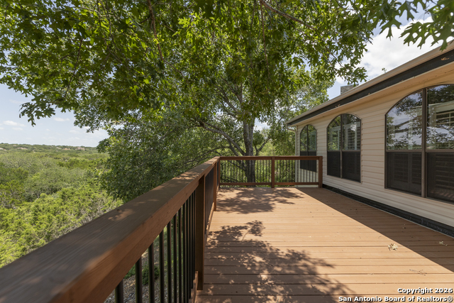 Image 35 of 50 For 18510 Paloma Wood