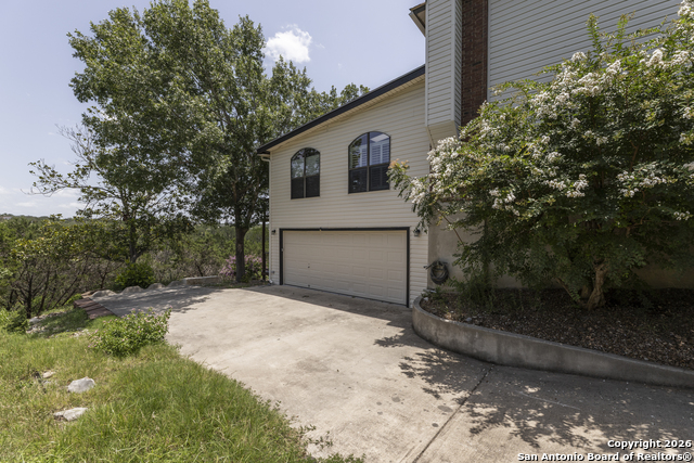 Image 43 of 50 For 18510 Paloma Wood