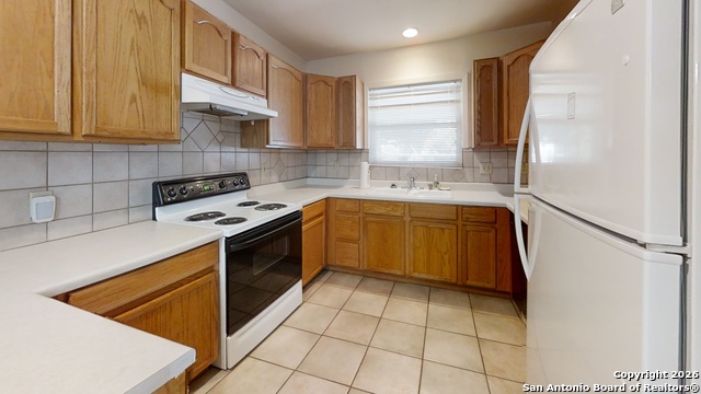 Image 42 of 45 For 459 Harcourt Ave.