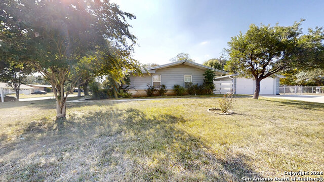 Image 6 of 45 For 459 Harcourt Ave.