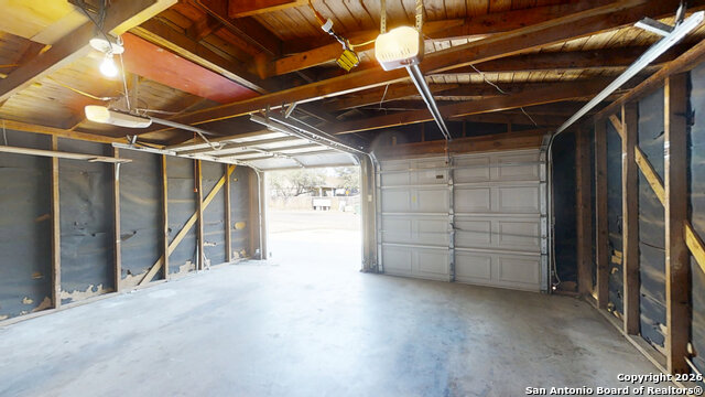 Image 9 of 45 For 459 Harcourt Ave.