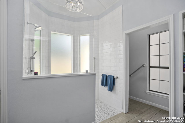 Image 22 of 46 For 19103 Birdsong W