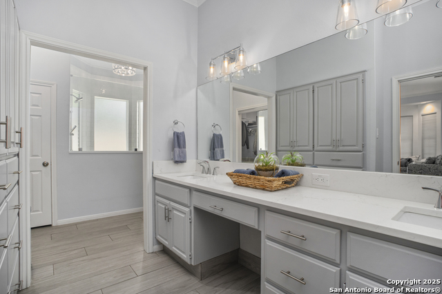 Image 32 of 46 For 19103 Birdsong W