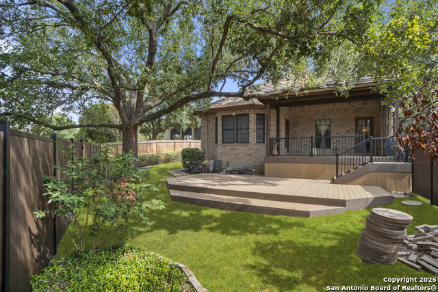 Image 39 of 46 For 19103 Birdsong W