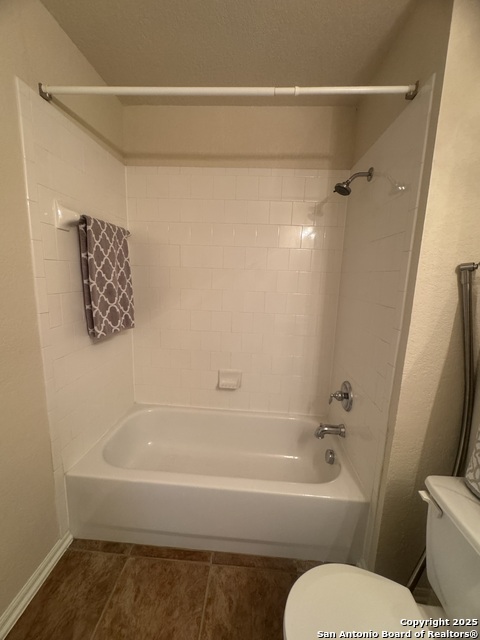 Image 25 of 32 For 2553 Grayson Circle