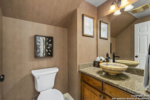 Image 11 of 37 For 42 Courtside Cir