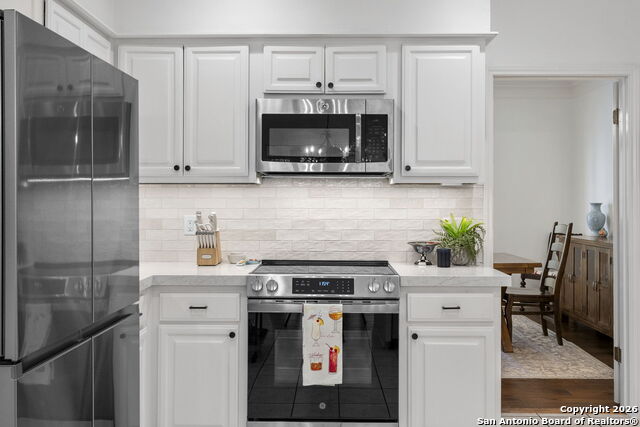 Image 15 of 37 For 42 Courtside Cir