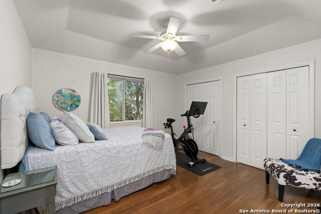 Image 28 of 37 For 42 Courtside Cir