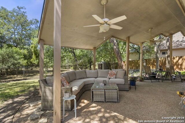 Image 30 of 37 For 42 Courtside Cir