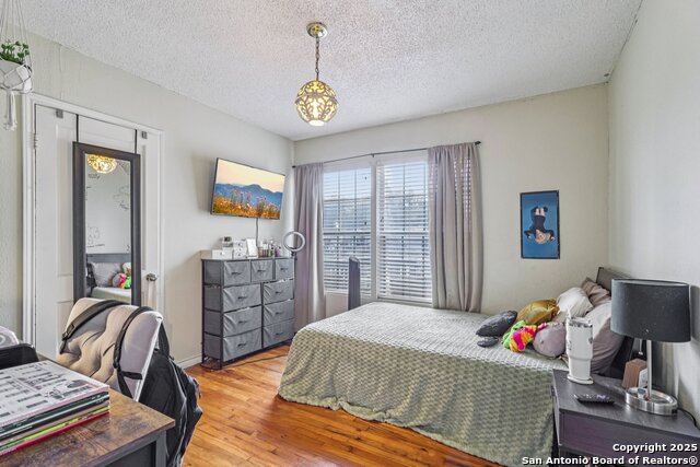 Image 18 of 36 For 2709 Craig Pl